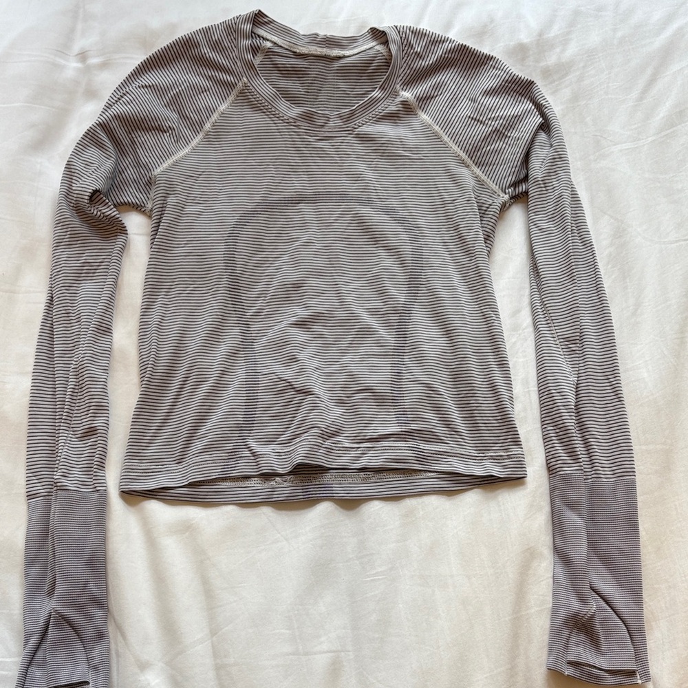 lululemon athletica Long Sleeve Tee in Gray Stripes